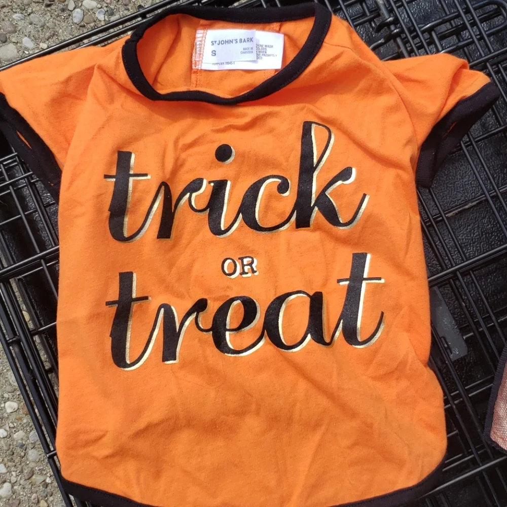S dog tshirt costume 